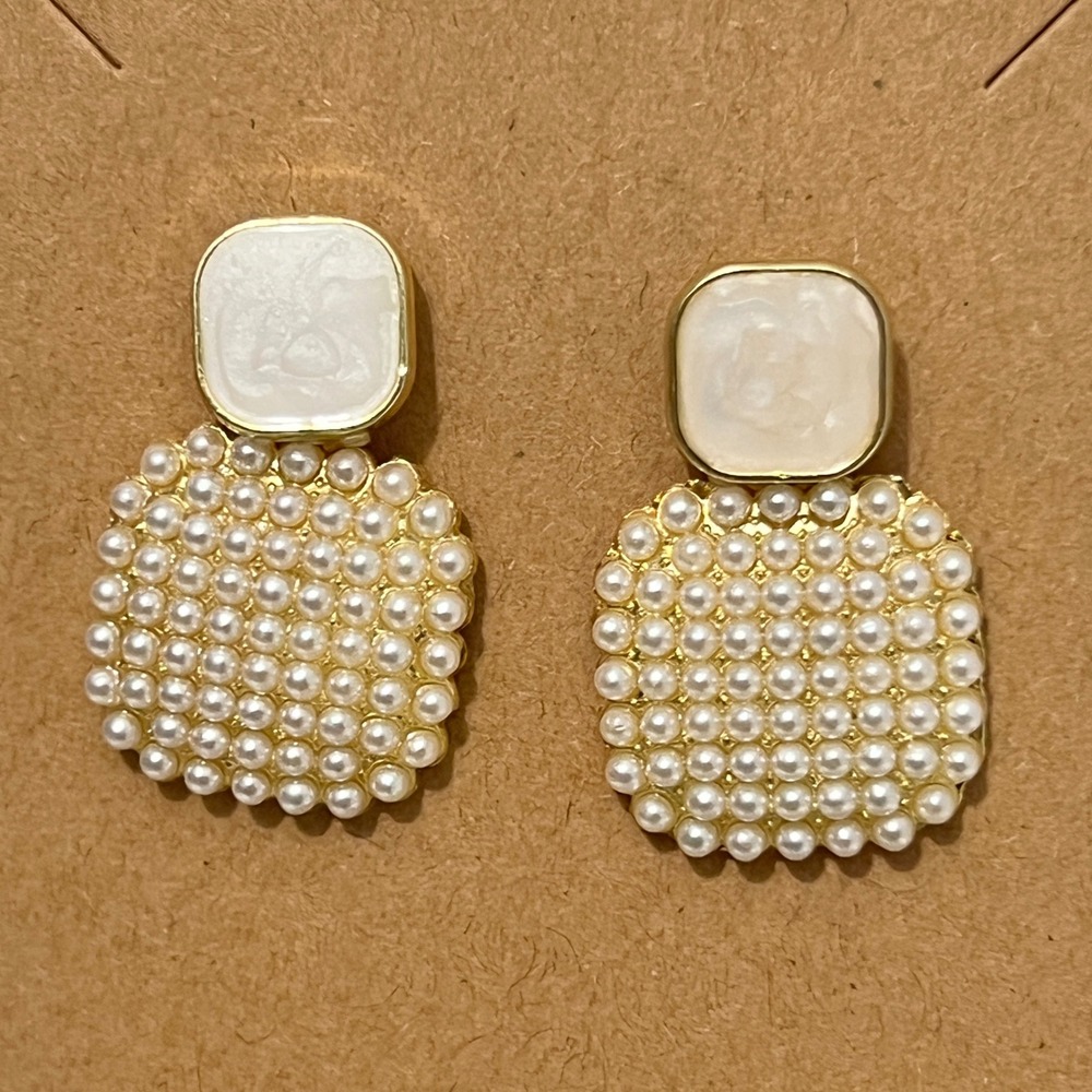 Elegant Pearl Cluster‎ Stud Earrings Gold Tone White Square Top Women